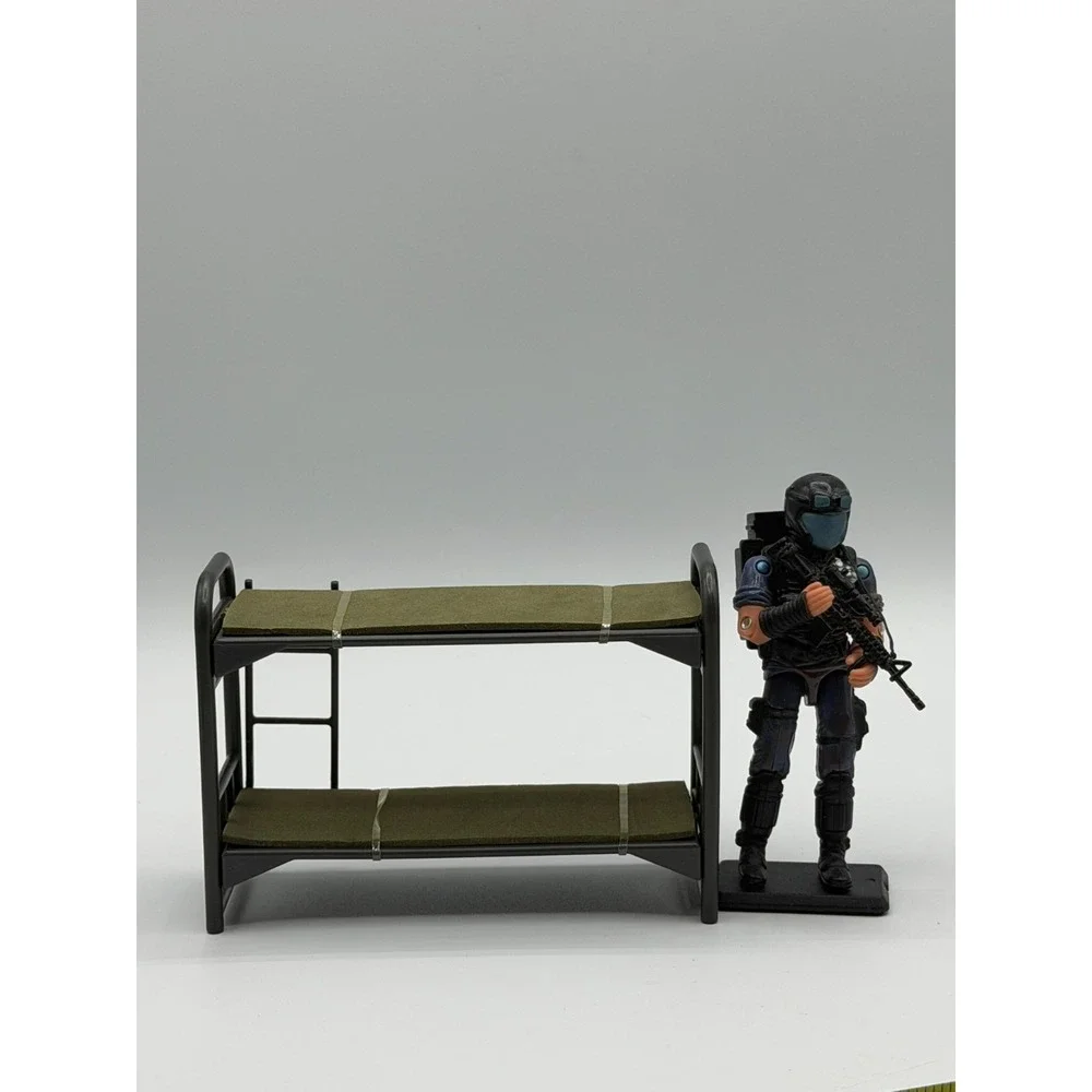 M&C Toys World Peacekeepers Power Team Elite Diorama Bunk Bed 1:18 w/ Sleep Mat